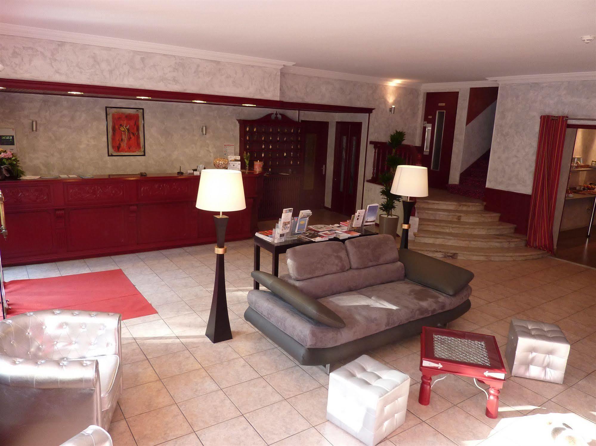 Hotel Imperator Безие Екстериор снимка